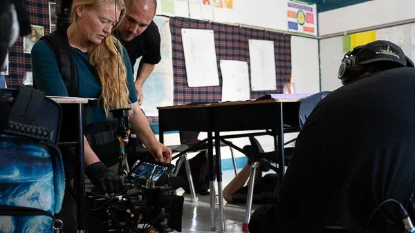 Behind the scenes photo 10